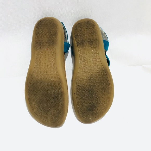 Bandolino B-Flexible Wedge T-strap Teal Sandal 7.5 - Picture 3 of 6